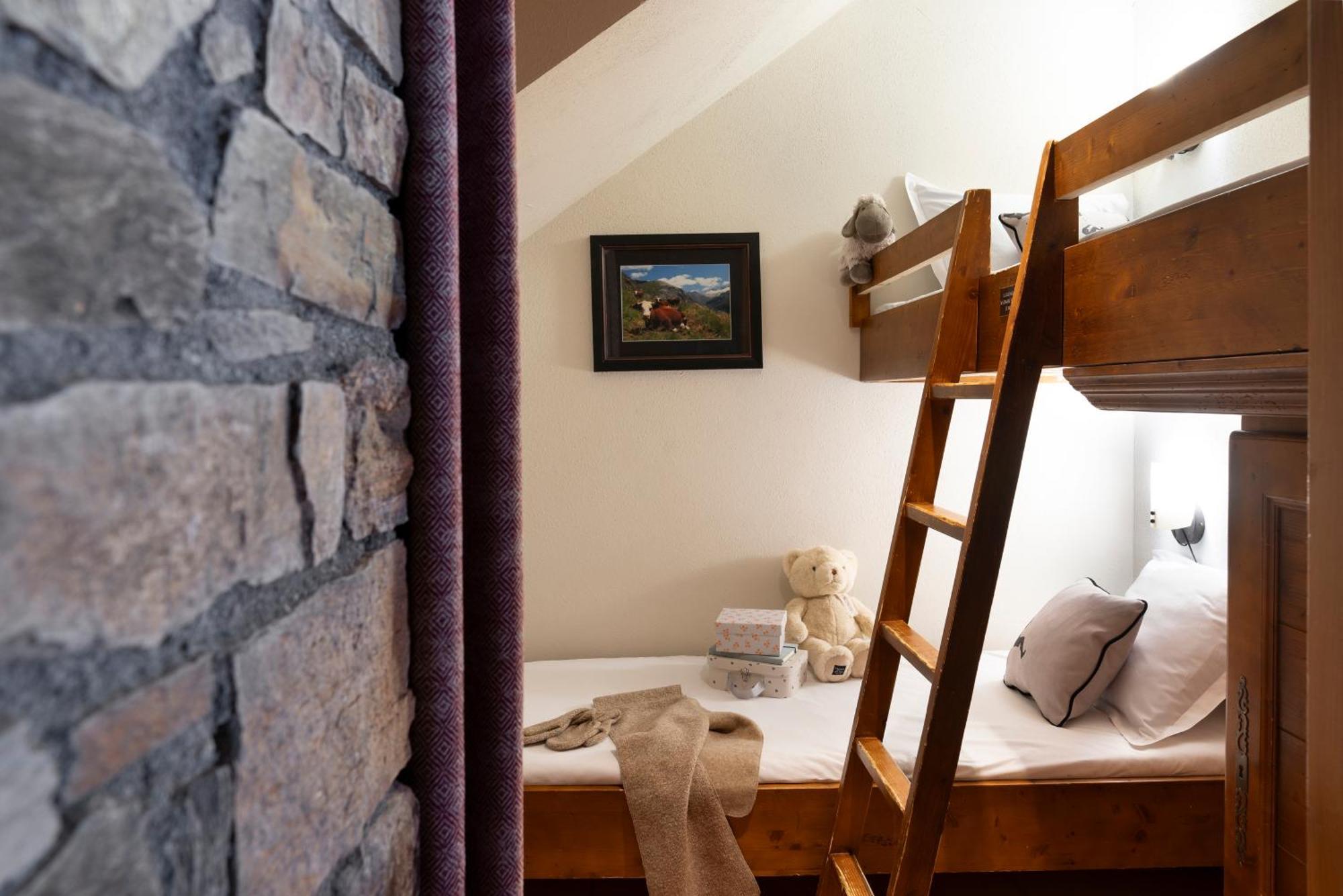 Residence Pierre & Vacances Premium Les Fermes De เมรีเบล ภายนอก รูปภาพ